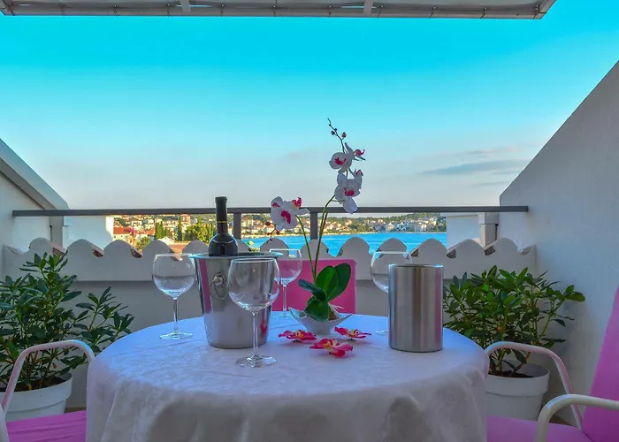 Luxury Apartments Villa Tea